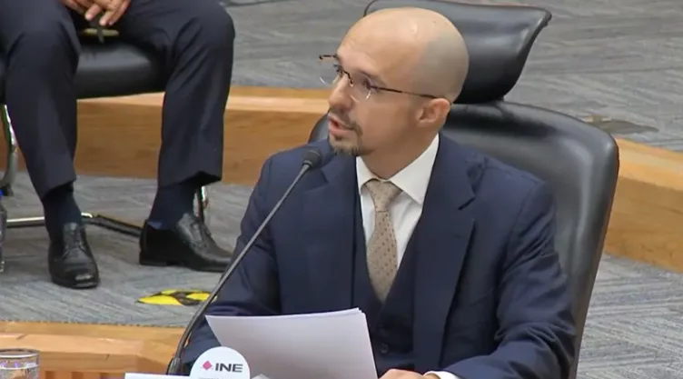 Consejero Arturo Castillo sobre el riesgo de un fracaso electoral en 2027.