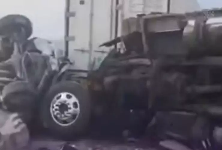 VIDEO | ¡Impactante! Así quedaron los tráileres volcados en la Autopista Guadalajara a Colima