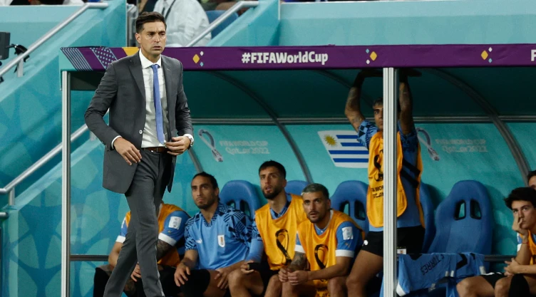 Diego Alonso, entrenador de Uruguay