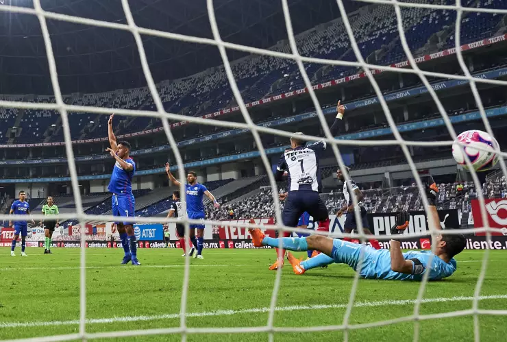 rayados vence al azul