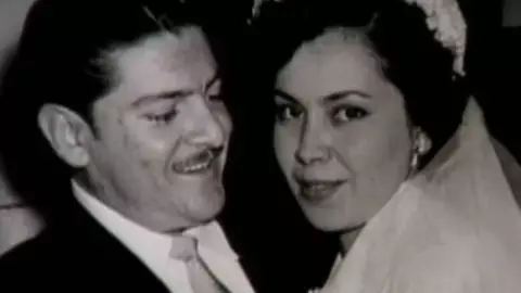 Jose Alfredo Jimenez y Paloma Gálvez, el día de su boda