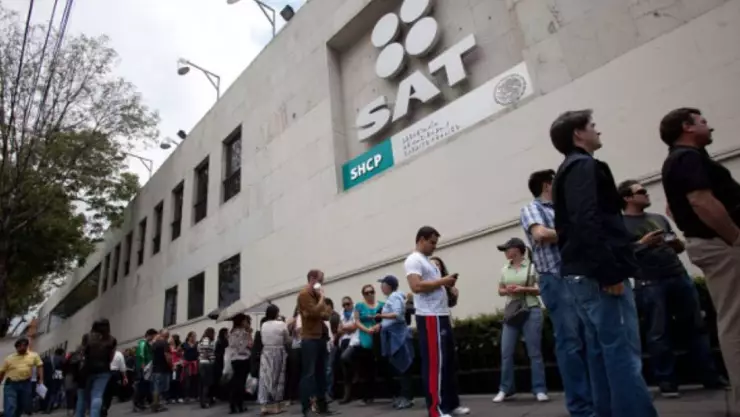 Así puedes conocer cuánto dinero te regresará el SAT en tu declaración anual 2024