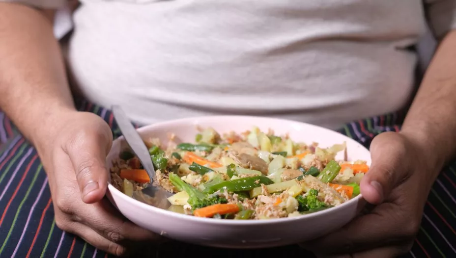 Cuál es el mejor horario para cenar, según los expertos