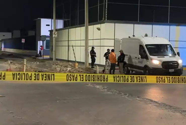 Cae a una obra en Celaya.png