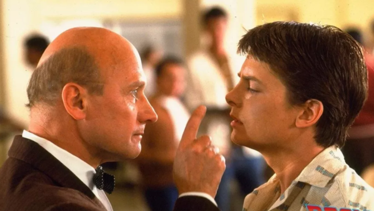 ACTOR VOLVER AL FUTURO.png