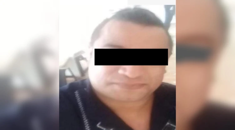 Fisioterapeuta en CDMX es detenido acusado de violar de una paciente.