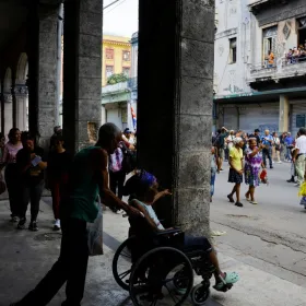 Creador de contenidos comparte trucos para sobrevivir a los apagones y escasez en Cuba