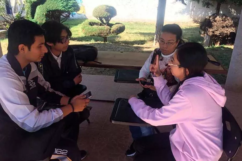 Tec Mont app audición HelloWorld 2.jpg