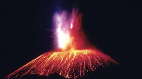 efemérides 8 de junio b.jpg