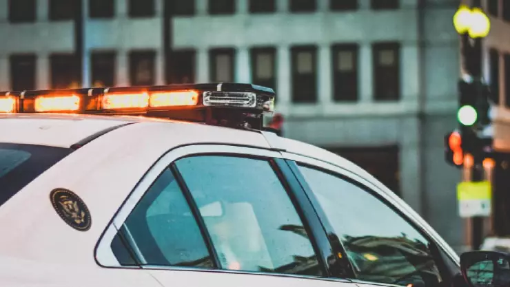 Sujetos golpearon a hombre que reclamó ignorar el alto