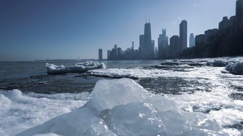 Hielo en las costas de Chicago