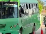 1. Ataque armado a transporte con estudiantes y pelea a machetazos evidencian violencia en Sinaloa