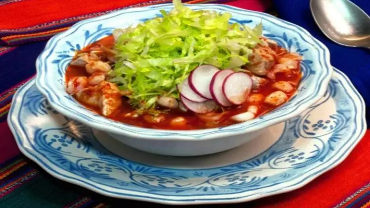 Crean álbum de platillos mexicanos para apoyar a nutriólogos en su labor