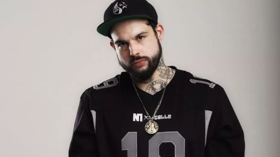 emiliano aguilar defiende a majo