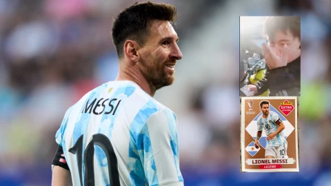Lionel MEssi jugando con la Selección de Argentina - Álbum Mundial Qatar 2022
