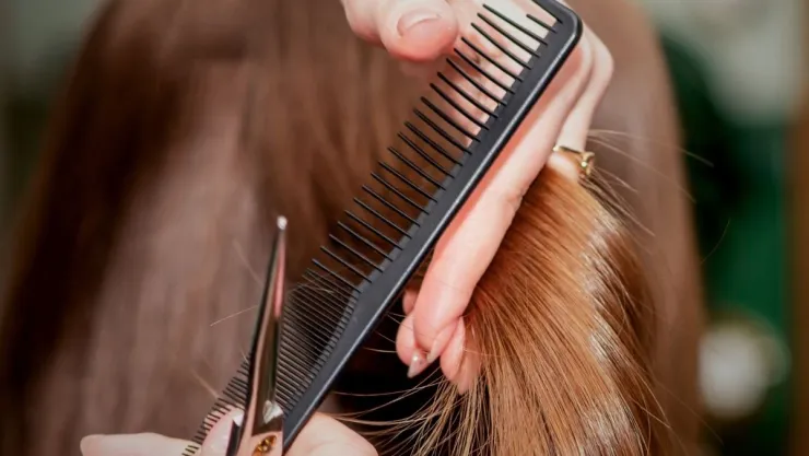 4 cortes de melena shag que potencian las ondas y dan frescura al instante.jpg