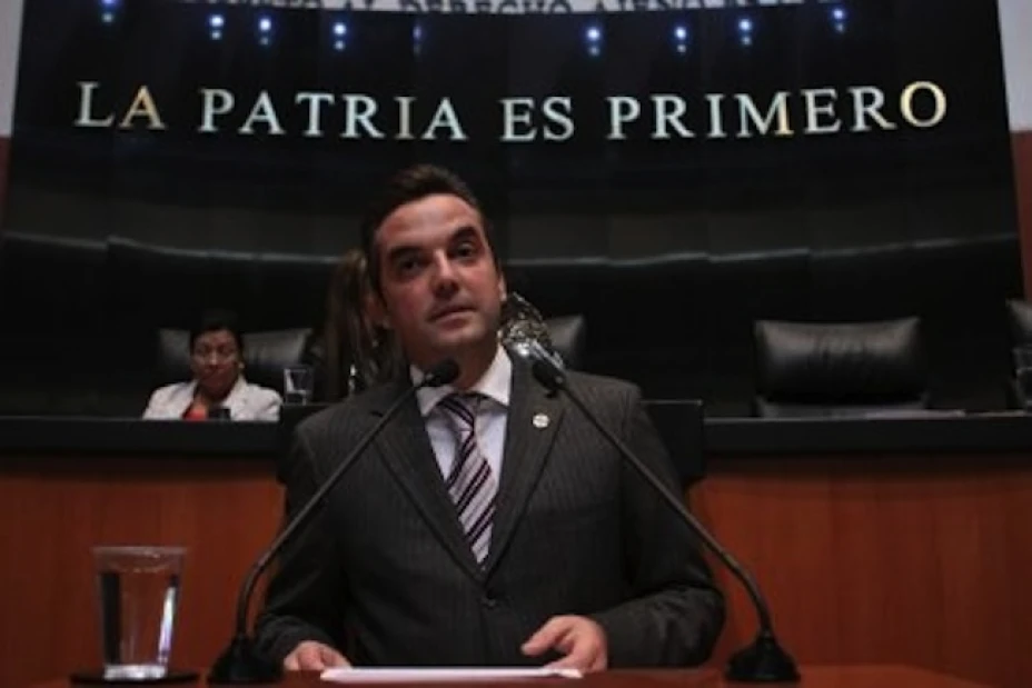 El senador Jorge Luis Lavalle