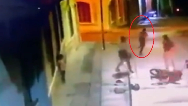 le dan golpiza a asaltante.jpg