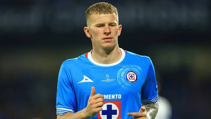 Mateusz Bogusz Cruz Azul