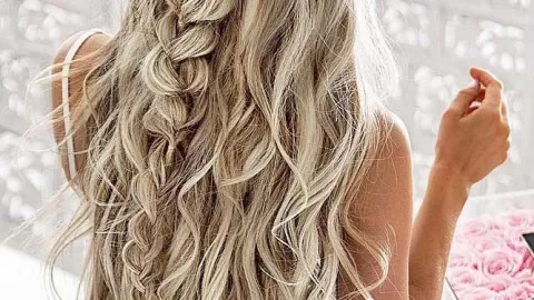 49 peinados sueltos que son elegantes y serán tendencia para el siguiente año; inicia el 2026 a la moda