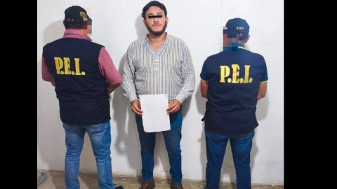 Llevó su auto al taller y el mecánico se negó a DEVOLVERLO; hoy hay sido detenido