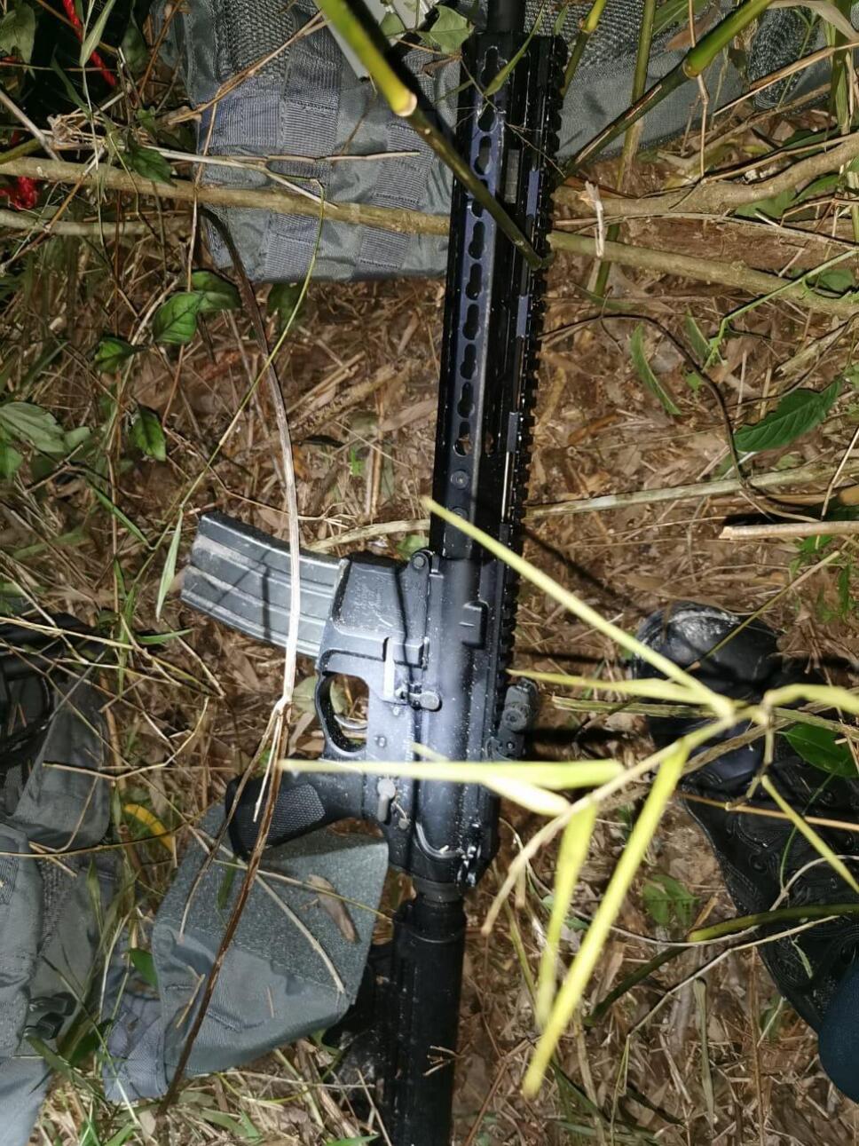 arsenal abandonado en Quintana Roo.jpg