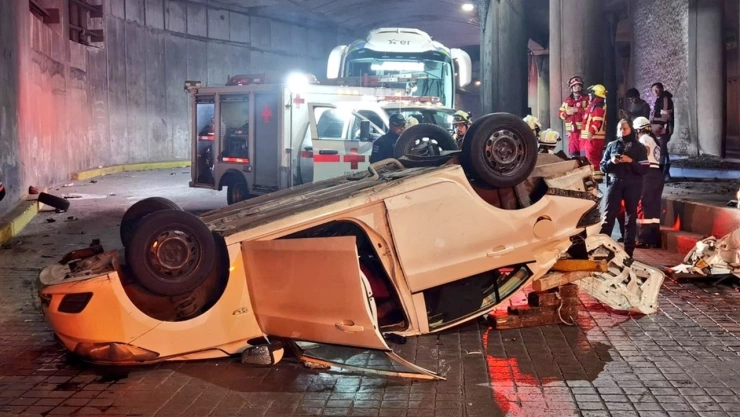 accidente en el Distribuidor Vial Juárez-Serdán