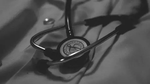 Estas son las carreras MEJOR PAGADAS en 2025, según la IA