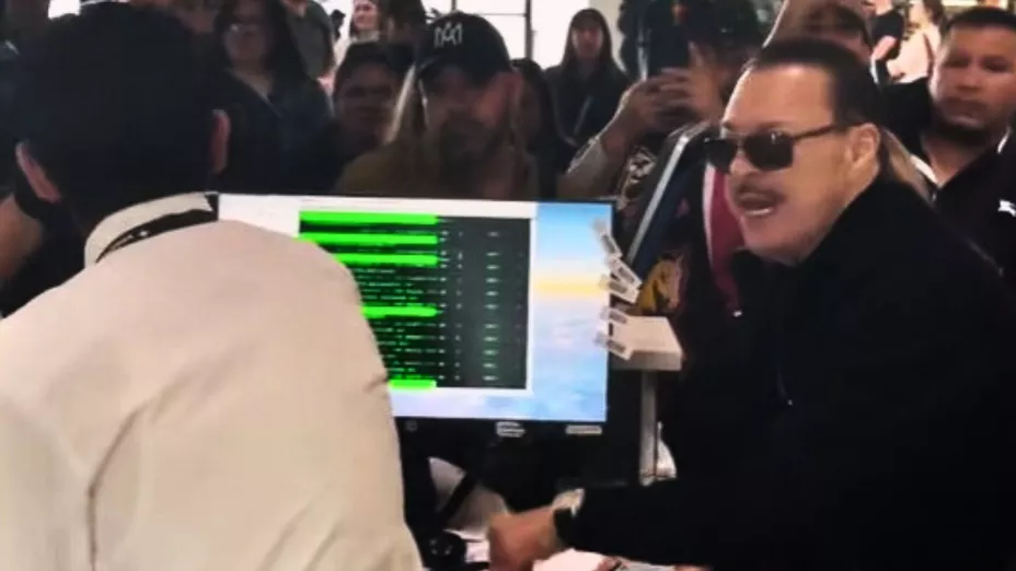 JULIO PRECIADO PELEA