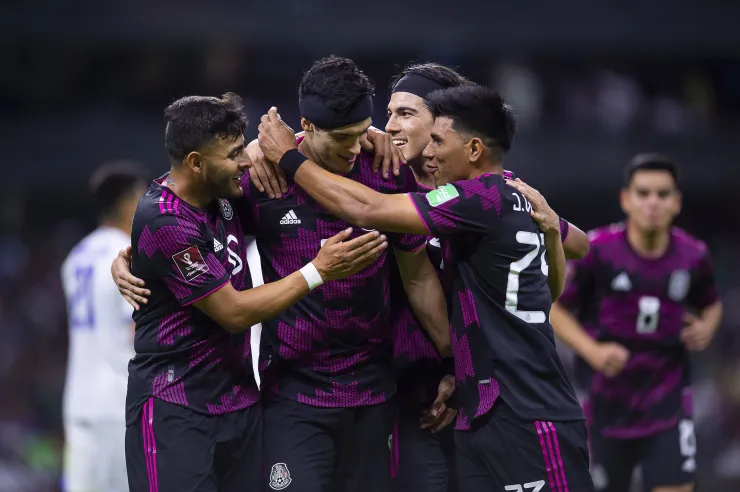 Raúl Jiménez Alexis Vega Selección Mexicana Qatar 2022