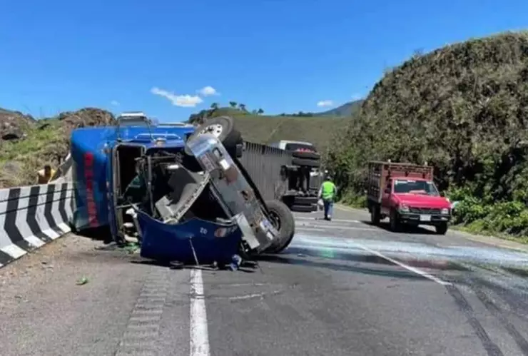 Accidente en la autopista Puebla-Orizaba hoy 16 de julio de 2024 deja un MUERTO