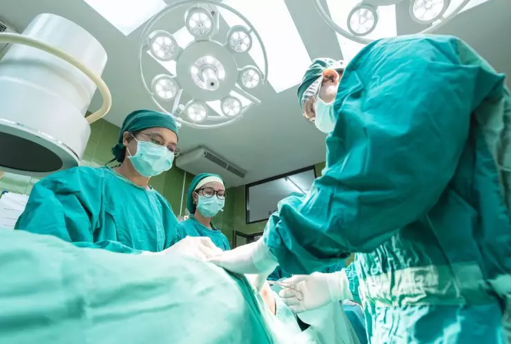 Cofepris emite alerta sanitaria para dos medicamentos anestésicos