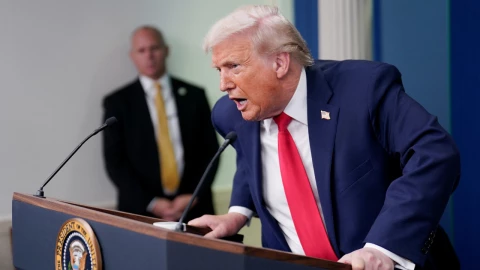 El presidente de Estados Unidos, Donald Trump, habla durante una conferencia de prensa en la Casa Blanca, al cumplirse un año de su segundo mandato, en Washington, DC, Estados Unidos, el 20 de enero de 2026.