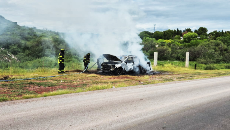 incendio de camioneta en Chihuahua.jpg