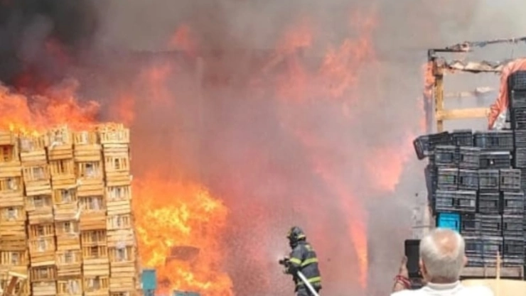 Incendio en Iztapalapa hoy en CDMX