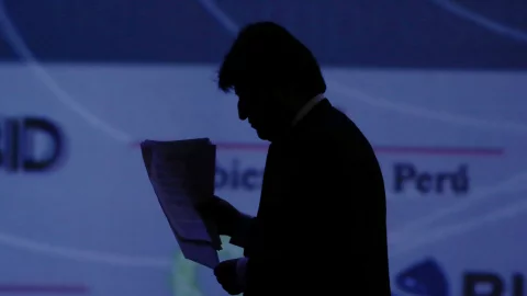 Evo Morales dice que son tiempos de paz y no de muros