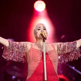 ¿Quiénes son los hijos y herederos de Lupita D’Alessio? Cantante se encuentra en el hospital
