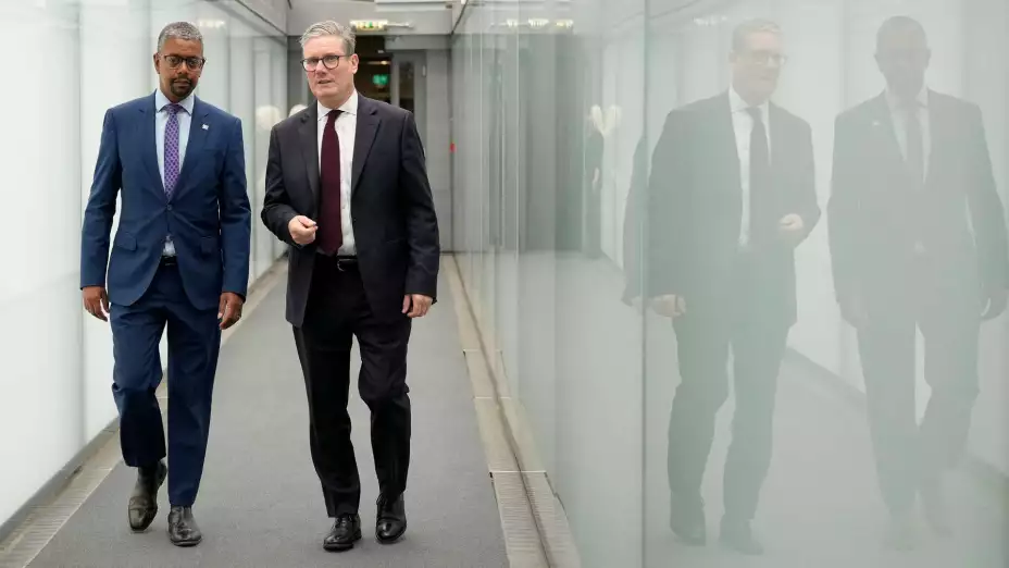 El premier de Gales, Vaughan Gething, con su homólogo británico Keir Starmer.