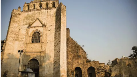 Tlayacapan, Pueblo Mágico de Morelos, es perfecto para recorrer en un solo día, disfrutar cada rincón sin apuro y volver feliz con la experiencia vivida.