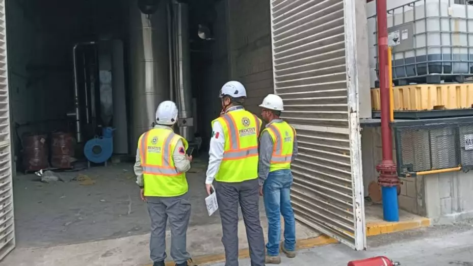 ¡ATENCIÓN! Se registra explosión en planta procesadora en la Mérida-Progreso