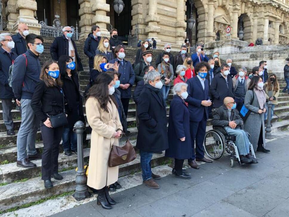 Italia, suicidio asistido.jpg