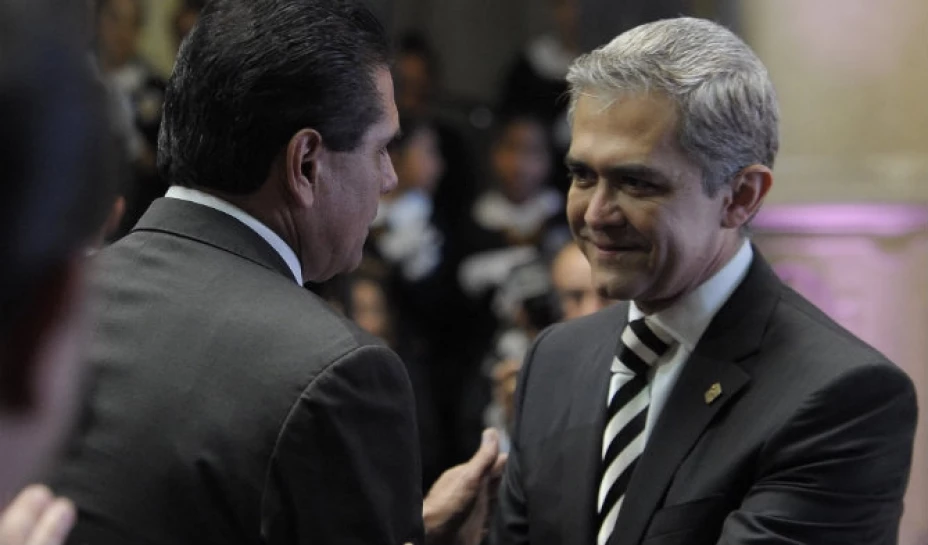 El jefe de Gobierno encabezó este día la celebración por los 190 años de la Ciudad de México