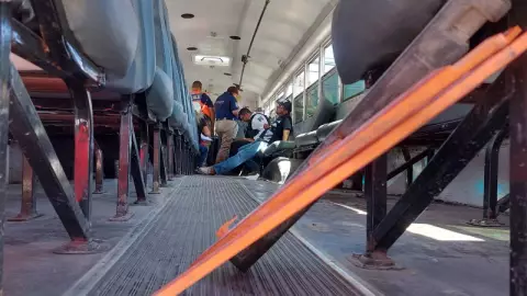 Choque deja 8 heridos