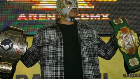 Lucha Libre AAA Triplemanía XXX cartel completo