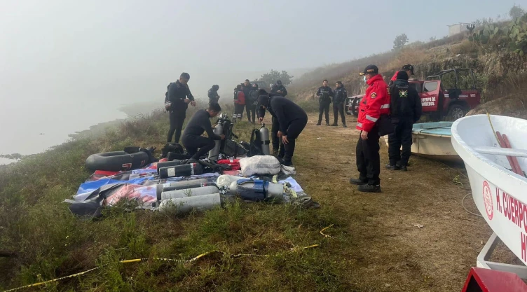 Naufragio deja cuatro muertos y un milagroso sobreviviente en presa de Hidalgo