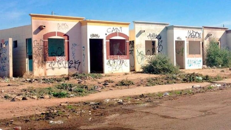 Cómo reclamar una casa abandonada