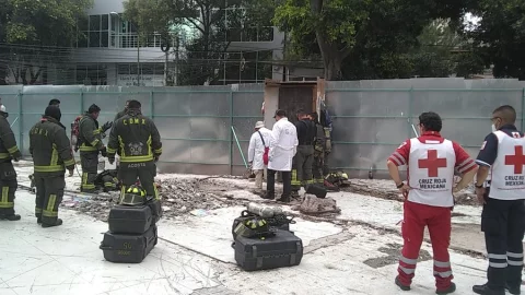 Trabajador murió de asfixia al quedar atrapado en un sótano en CDMX