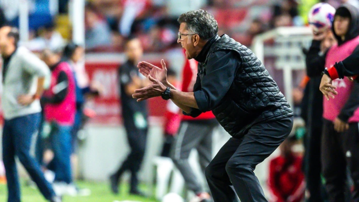 El entrenador que dirigió al Tri y estaría cerca de volver a ser protagonista en la Liga BBVA MX
