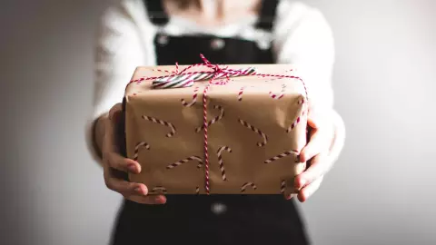 ¡Cuidado! Objetos que NUNCA debes regalar en Navidad