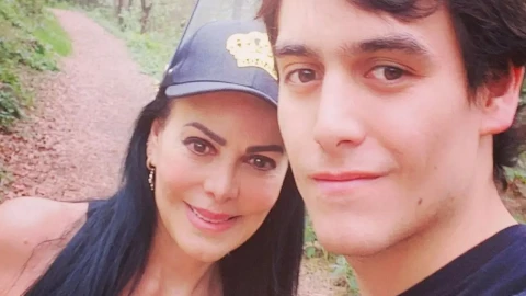 urna de julián figueroa